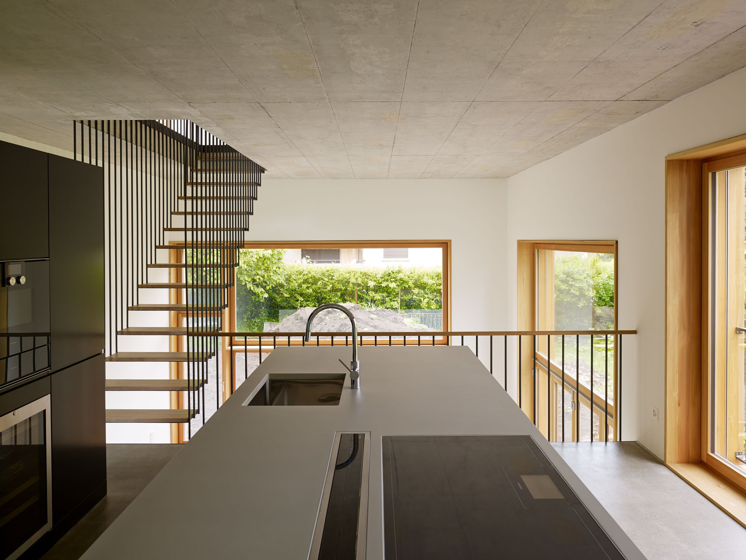 E14496 Alpa 044256 j2560